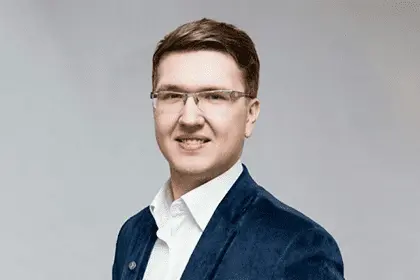 Леонов Михаил Евгеньевич